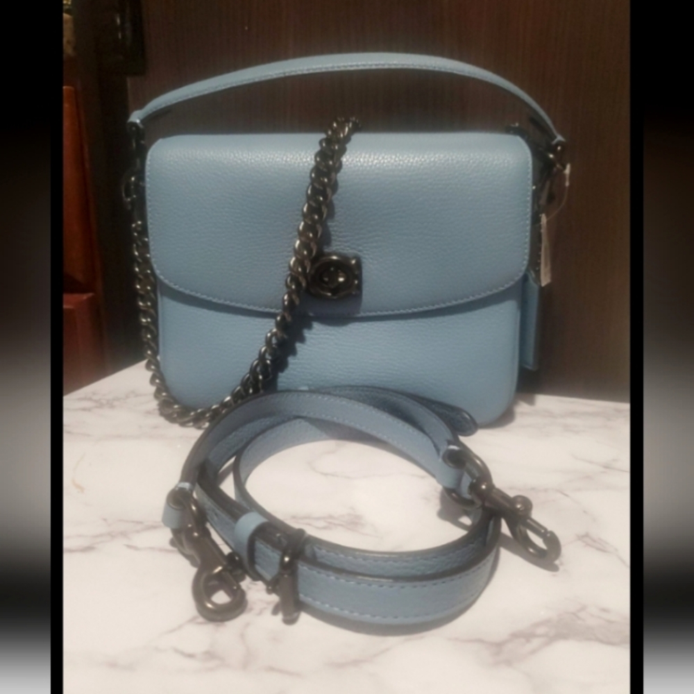 ((((SOLD))))COACH Cassie 19 crossbody in polished pebbled leather COLOR: Azure